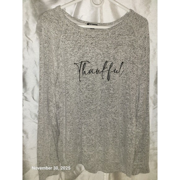 Unbranded Tops - Women's Long Sleeve Blouse Gray  "Thankful" Size XL EUC USA Seller